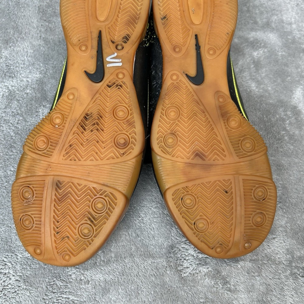 Nike Tiempo Rio II Indoor Soccer Shoes Men's Size US 8.5 Black Green 631523-007 - Picture 15 of 16